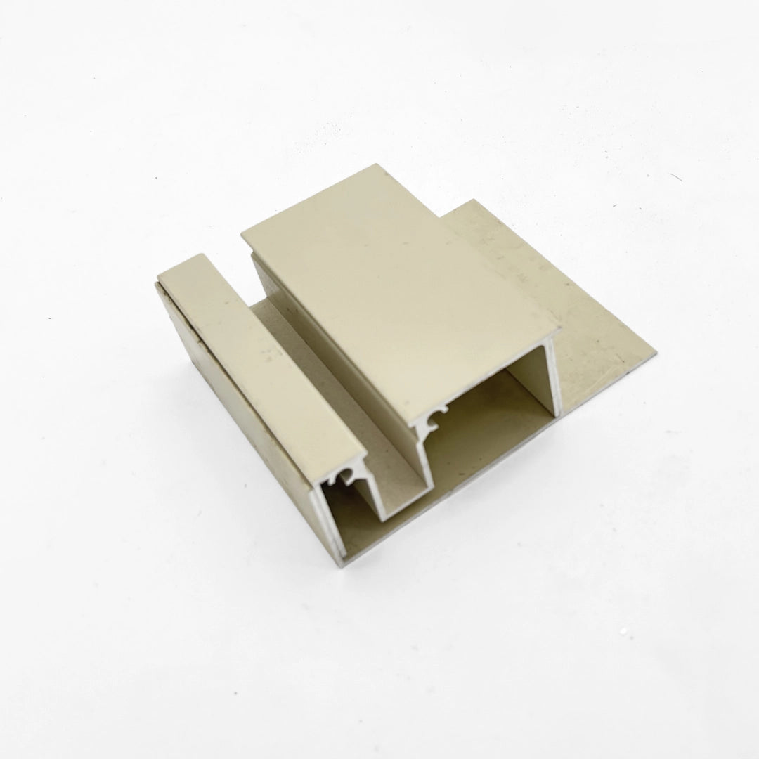 Accordion Sill-Adjustable Bottom Alternate @ 20′ (view 2)