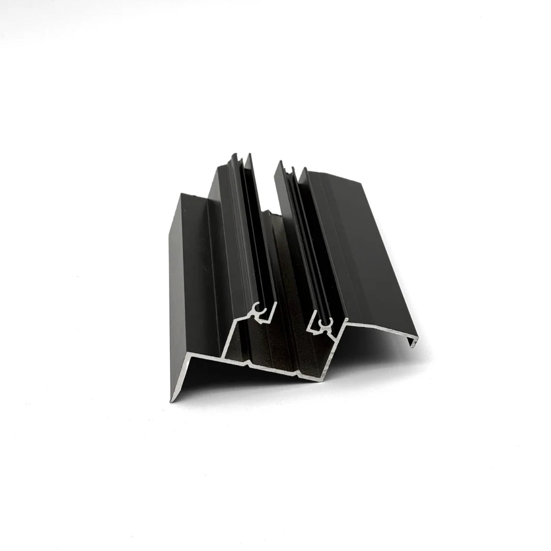 Accordion Wall Header W / S.B. + R.G @ 20'