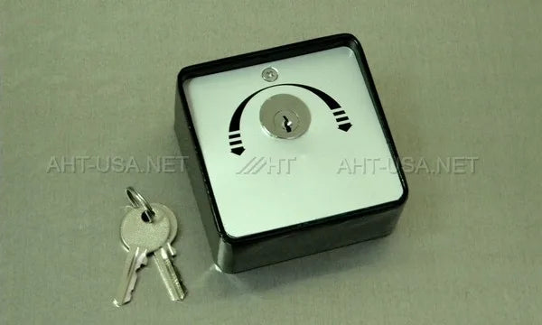 Switch Security Key, Momentary, Surface Mount (view 3)