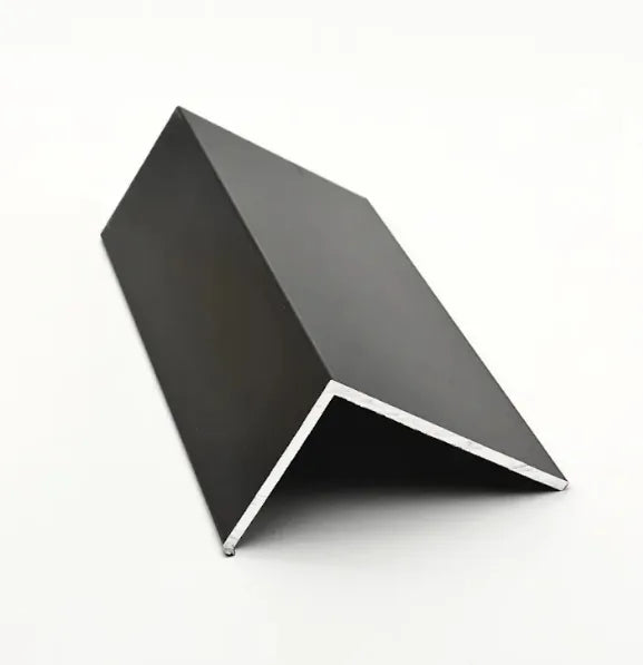 Alum. Angle 2 x 3 x 1/8 @ 20' (view 3)