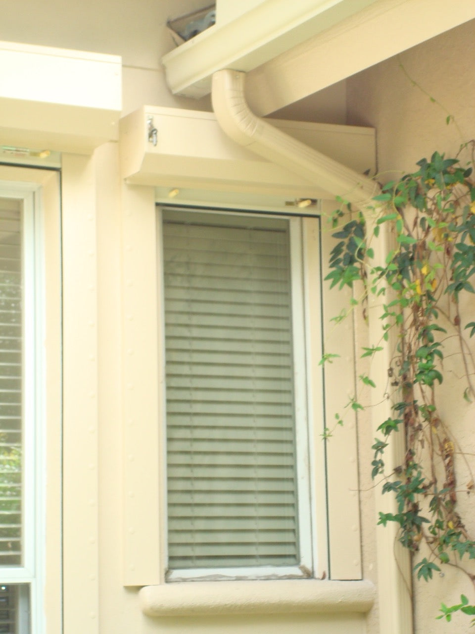 Rolldown hurricane shutters by Advanced Hurricane Technology (photo 82)