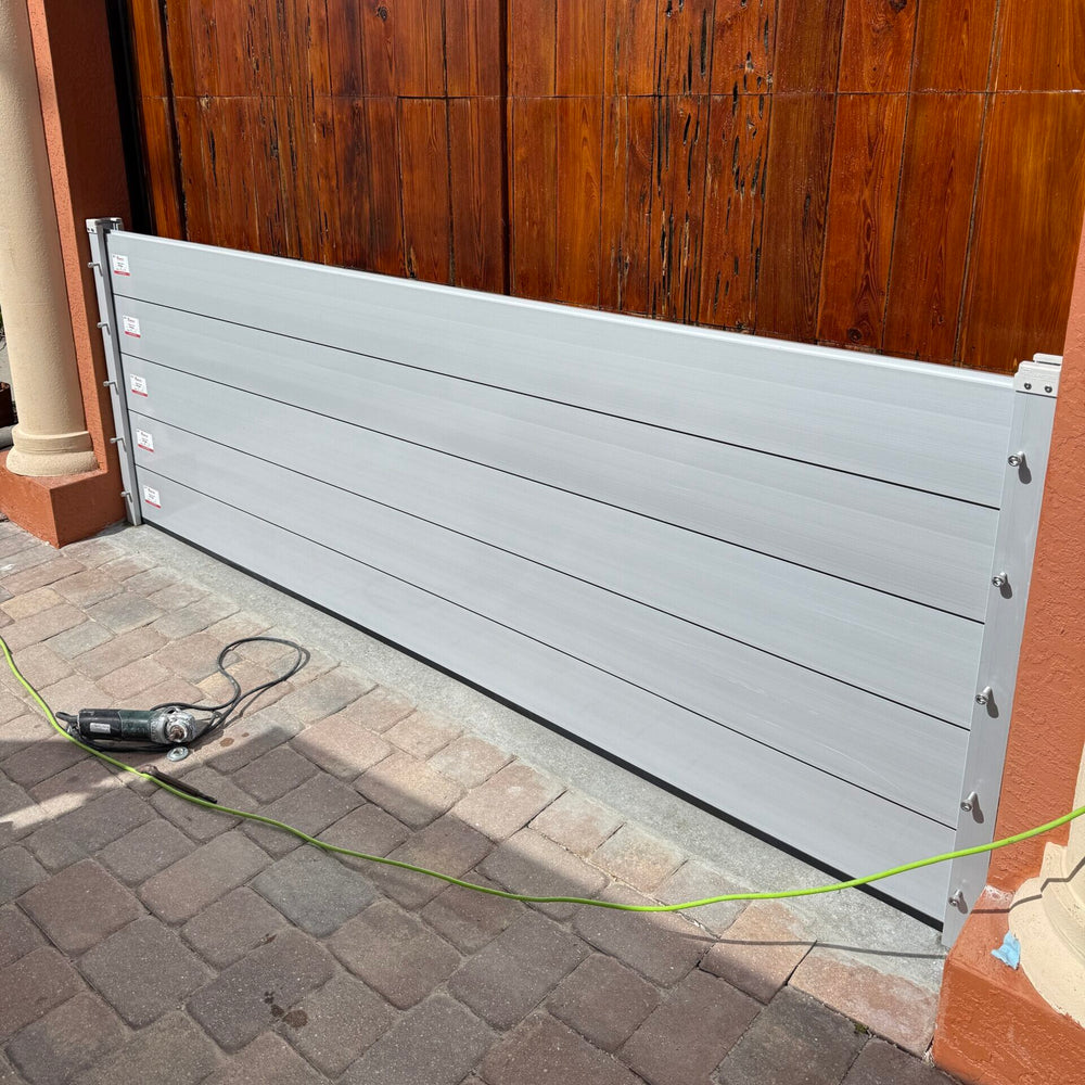 Flood barriers by Advanced Hurricane Technology (photo 2)