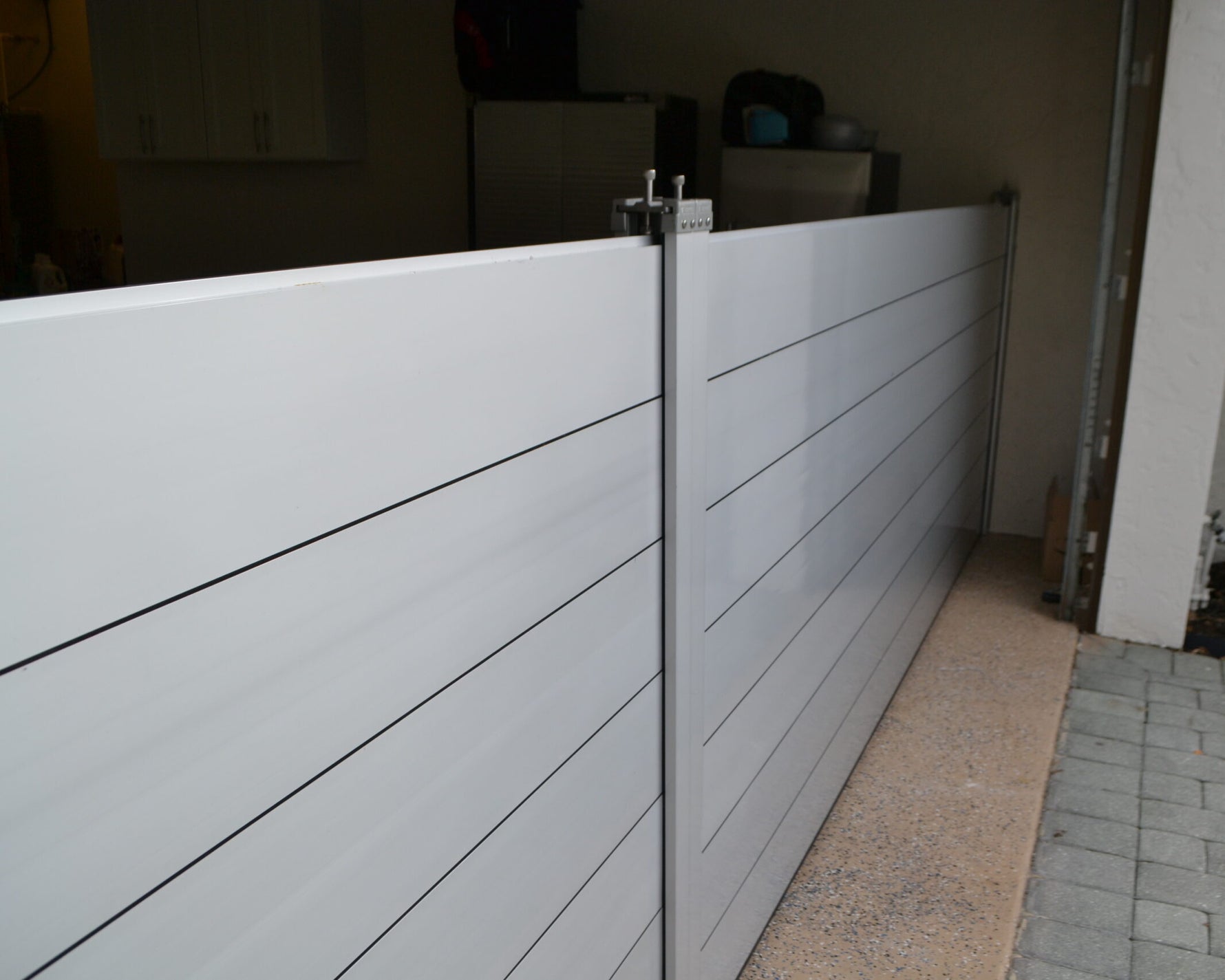 Flood barriers by Advanced Hurricane Technology (photo 7)